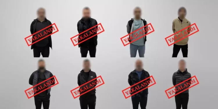 Gürcistan’da Yakalanan 8 Suçlu Türkiye’ye İade Edildi