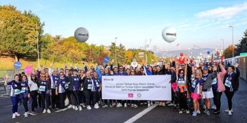 Allianz Türkiye Gönüllüleri, İstanbul Maratonu’nda iyilik peşinde koştu