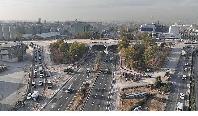 Başkan Altay Yenileme Çalışması Süren Marangozlar Kavşağı’nın Alt Kısmını Trafiğe Açtıklarını Açıkladı
