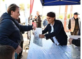 Başkan Çerçioğlu Binlerce Fideyi Didimliler ile Buluşturdu