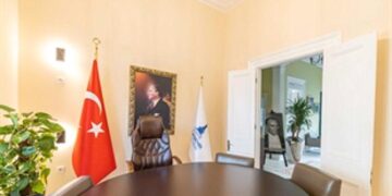 Başkan Tugay “Ay Yıldızlı Konak” seçimini anlattı