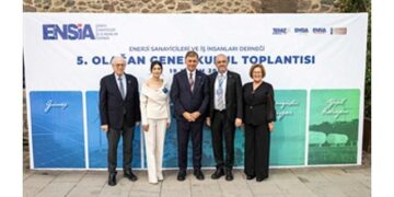 Başkan Tugay’dan sanayicilere yeşil dönüşüm çağrısı