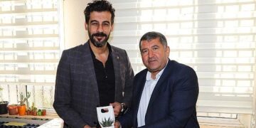 Bayındır Belediye Başkanı Davut Sakarsu, Öğretmenler Günü Dolayısıyla Okulları Ziyaret Etti