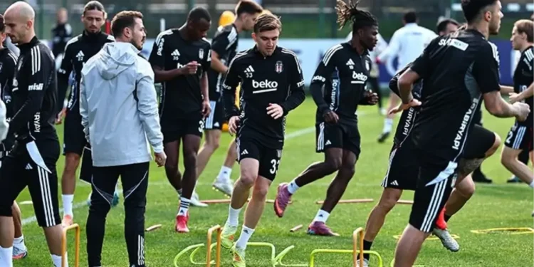 Beşiktaş, Fatih Karagümrük Maçına Hazırlanıyor