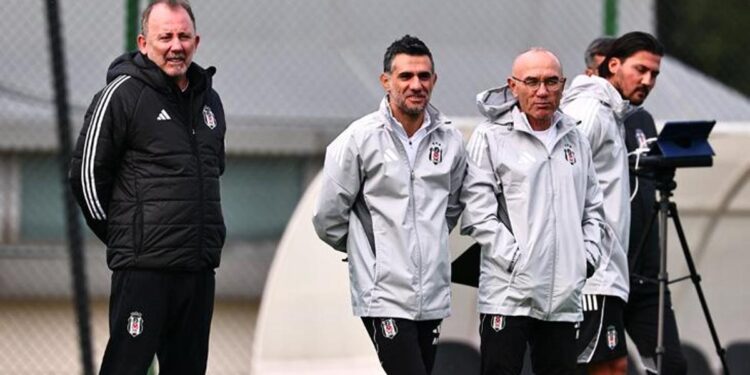 Beşiktaş’ta yolcu listesi! Devre arasında gönderilecek futbolcular netleşti