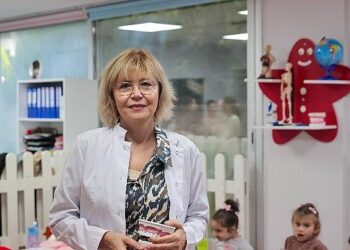 Buca Belediyesi’nden ilçenin miniklerine diş sağlığı eğitimi