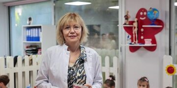 Buca Belediyesi’nden ilçenin miniklerine diş sağlığı eğitimi