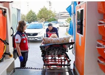 Burhaniye Belediyesi “Evde Bakım Hizmetleri” Devam Ediyor