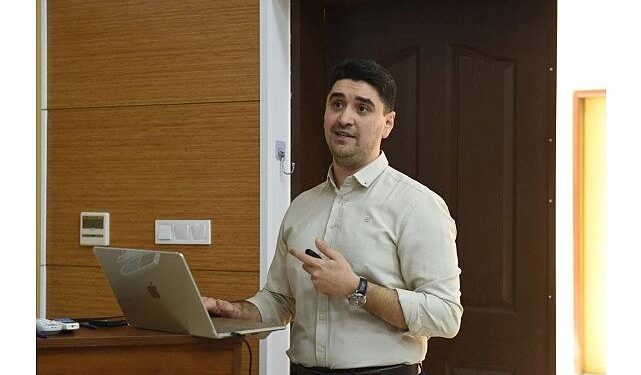 EÜ’de ağız ve diş sağlığı güncel bilim ışığında konuşuldu