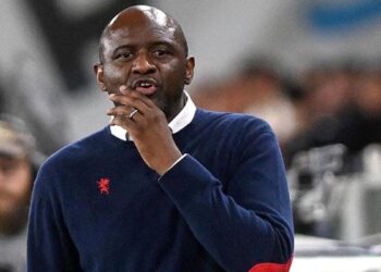 Genoa, Patrick Vieira ile yollarını ayırdı