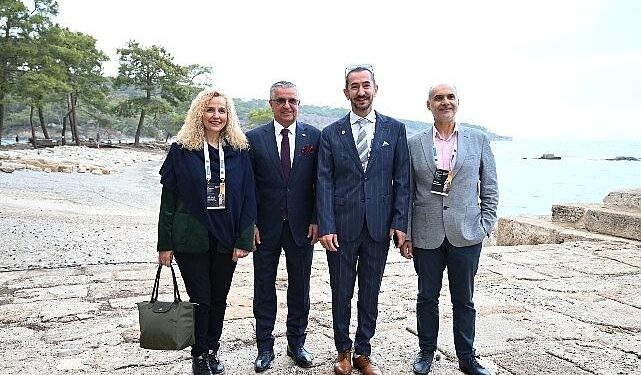 İş dünyası Kemer’de bir araya geldi