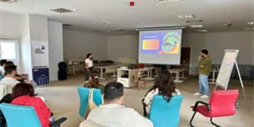 İzmir’de gençlere belediye çalışmaları hakkında eğitim