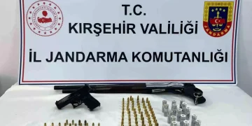 Kırşehir’de Ruhsatsız Silah Bulunduran 3 Kişi Yakalandı