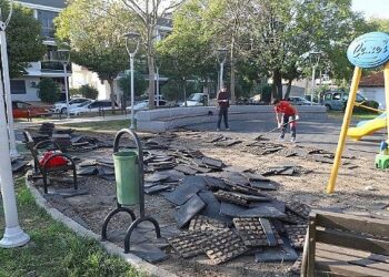 Menderes’te Kauçuk Yenileme Operasyonu