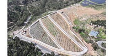 Örnekköy’de çift katlı mezarlık hizmete açılıyor