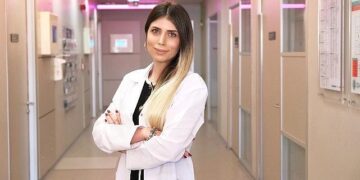 Sadakat kendine dürüst olmakla başlıyor! Gizlenen iletişim, sınır ihlali ve aldatmadır!