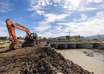 Yarımada’daki derelerden 100 bin ton malzeme çıkarıldı