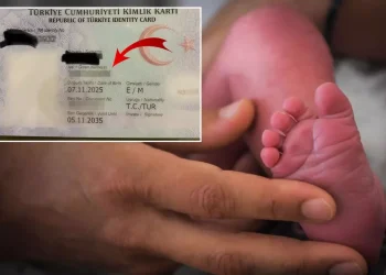 Yeni doğan çocuğuna koyduğu isim bomba