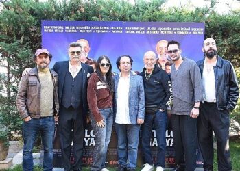 Yeşilçam’ın Efsaneleri Sahalara Döndü: Mitoloji Mafyası Geliyor