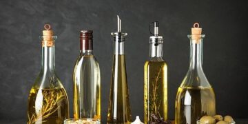 Zeytinyağı ihracatı üretici olmayan ülkelere yapılan ihracatla ayakta kaldı