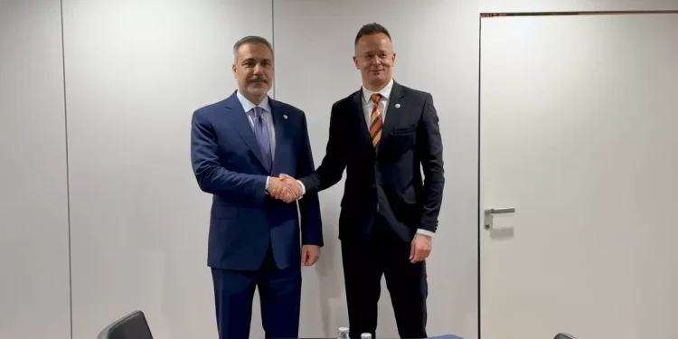 Bakan Fidan, Macaristan Dışişleri Bakanı Szijjarto ile görüştü