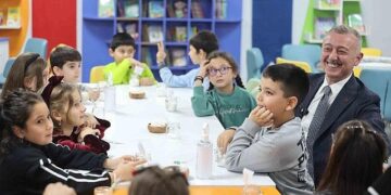 Başkan Büyükakın: “Eseri olmayanın yerinde yeller eser”