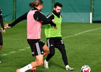 Beşiktaş’ta Rafa Silva, takımla birlikte çalıştı