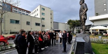 Bornova Muhtarlar Akademisi başladı