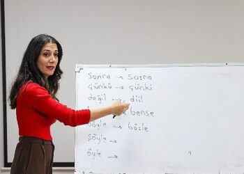 Buca Belediyesi’nden diksiyon ve sunuculuk kursu