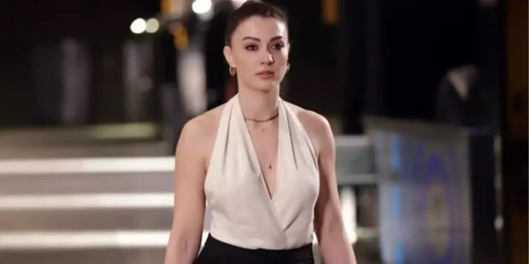 Burcu Özberk’in dedesi kaç yaşında, neden vefat etti?