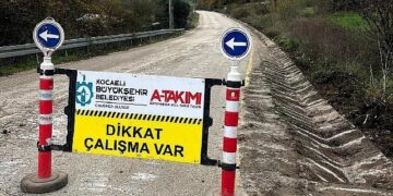 Büyükşehir, V kanal temizliğiyle yolları koruyor