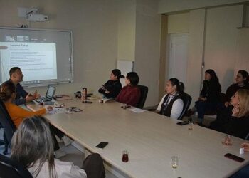 Ege Üniversitesinde “Ergenlikte Madde Kullanımı” Semineri