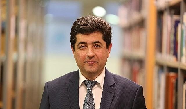 Gençler, kalabalıklar içinde derin yalnızlık yaşıyor!