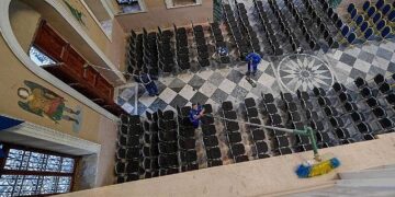 İzmir’in ibadethaneleri pırıl pırıl