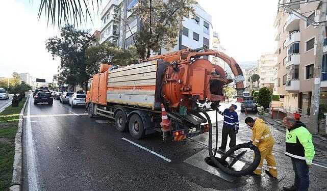 Karaburun’da şiddetli yağış sonrası İZSU’dan hızlı müdahale