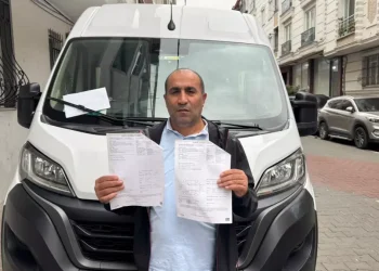 Kredi çekip sıfır aldığı servis minibüsü arıza verdi; 24 kez servise götürdü