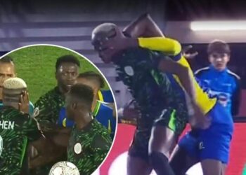 Osimhen kavga etti! Suratına darbe alınca çılgına döndü: Zor sakinleştirildi