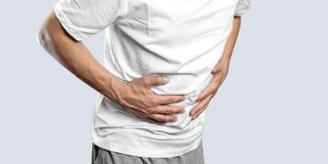 Şiddetli karın ağrısının nedeni divertikülit olabilir