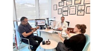 Travma Sonrası Böbrek Yetmezliği Gelişen Yönetmen Onur’un Hayatını Ablasının Bağışı Kurtardı