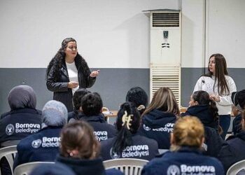 Belediye personeline rahim ağzı kanserine karşı bilgilendirme çalışması