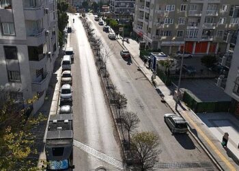 Buca’nın refüjleri yenileniyor