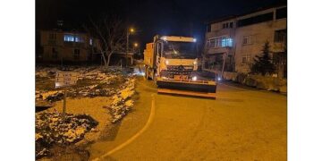 Büyükşehir ekipleri yeni yılda da nöbette