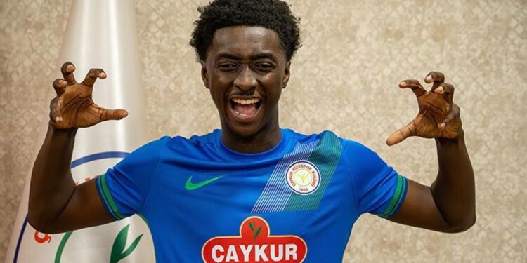 Çaykur Rizespor’da Rak-Sakyi şoku! yerine oyuncu bakılıyor