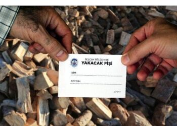 Efes Selçuk Belediyesi’nden sosyal desteğe ihtiyaç duyan ailelere yakacak fişi desteği