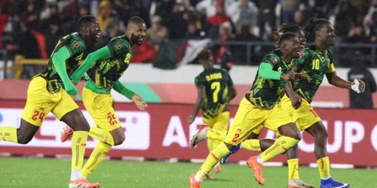 Fenerbahçeli Nene ve Beşiktaşlı Bilal Toure’li Mali, Afrika Uluslar Kupası’nda çeyrek finalde