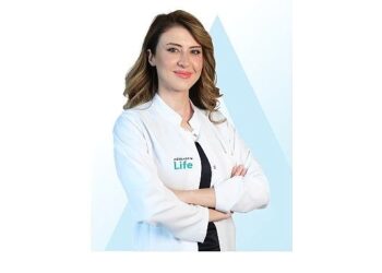 Gençlik Aşıları Bir Efsane mi? Kolajen Gerçekten Cildi Gençleştiriyor mu?