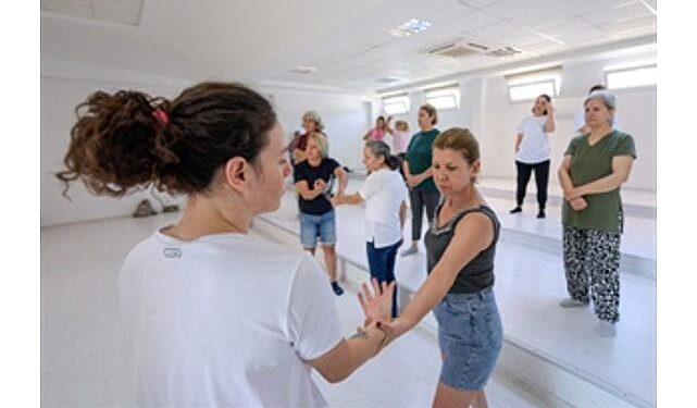 İzmir’de kadınların sesi var, yeri var, gücü var