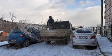 Keçiören Belediyesi’nden 7/24 Karla Mücadele Mesaisi