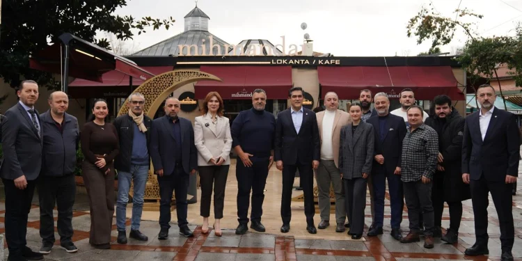 Emel Bilenoğlu, Gazeteciler Günü’nü Kahvaltıyla Kutladı