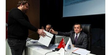 Yenişehir Belediyesinde Yılın İlk Meclis Toplantısı Gerçekleştirildi